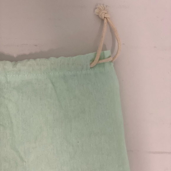 OFF WHITE dust bag - Picture 3 of 3